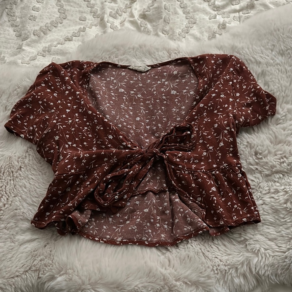 LA Hearts tie up top